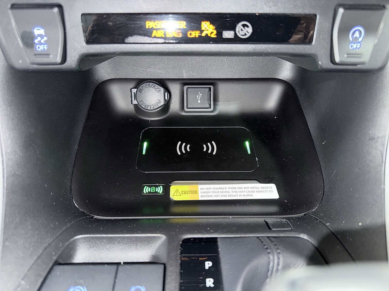 Thumbnail: 2022 Toyota RAV4 - 32