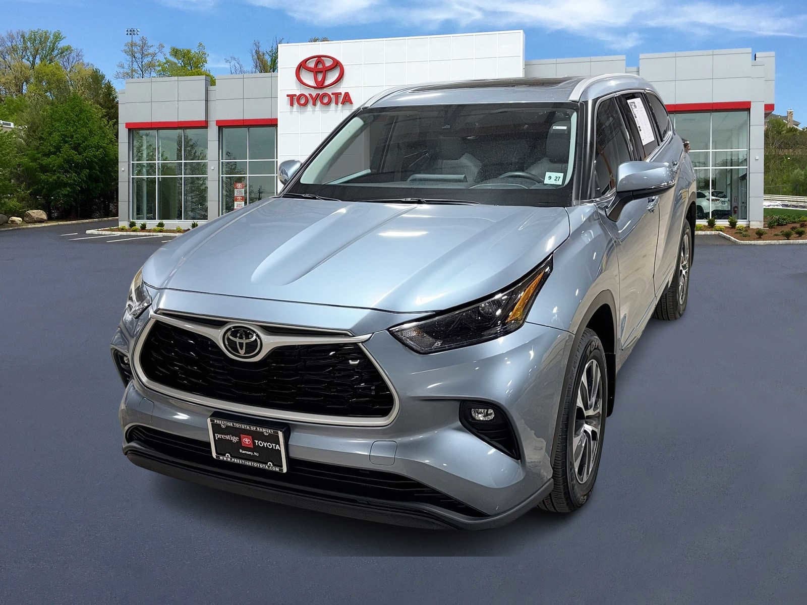 2022 Toyota Highlander XLE's photo