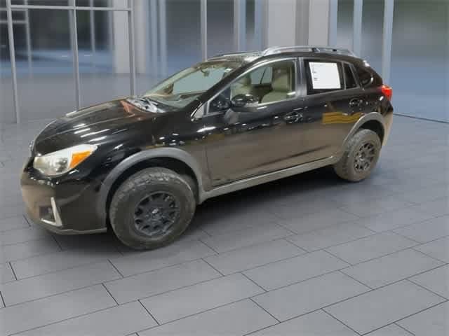 Thumbnail: 2016 Subaru Crosstrek - 3