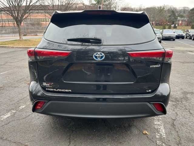Thumbnail: 2023 Toyota Highlander - 5