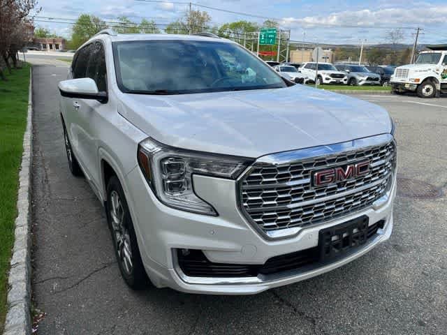 Thumbnail: 2022 GMC Terrain - 3