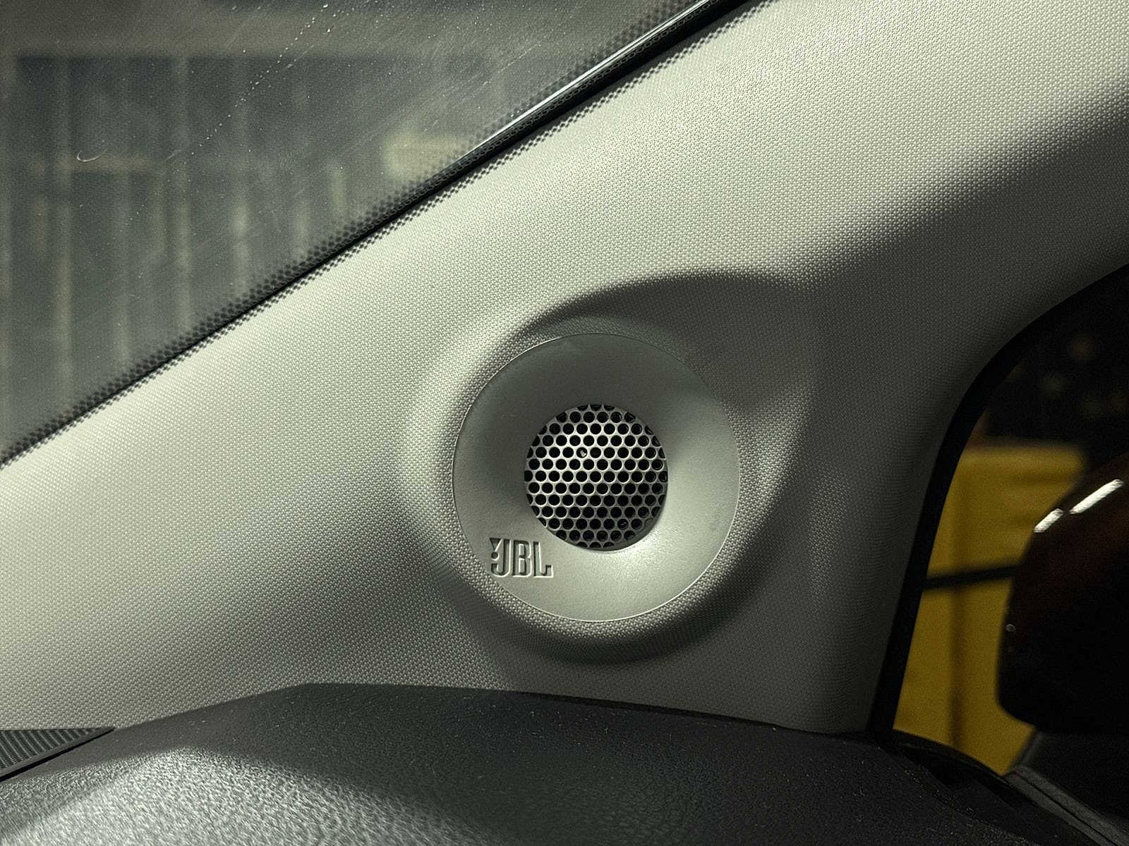 Thumbnail: 2023 Toyota Sienna - 36