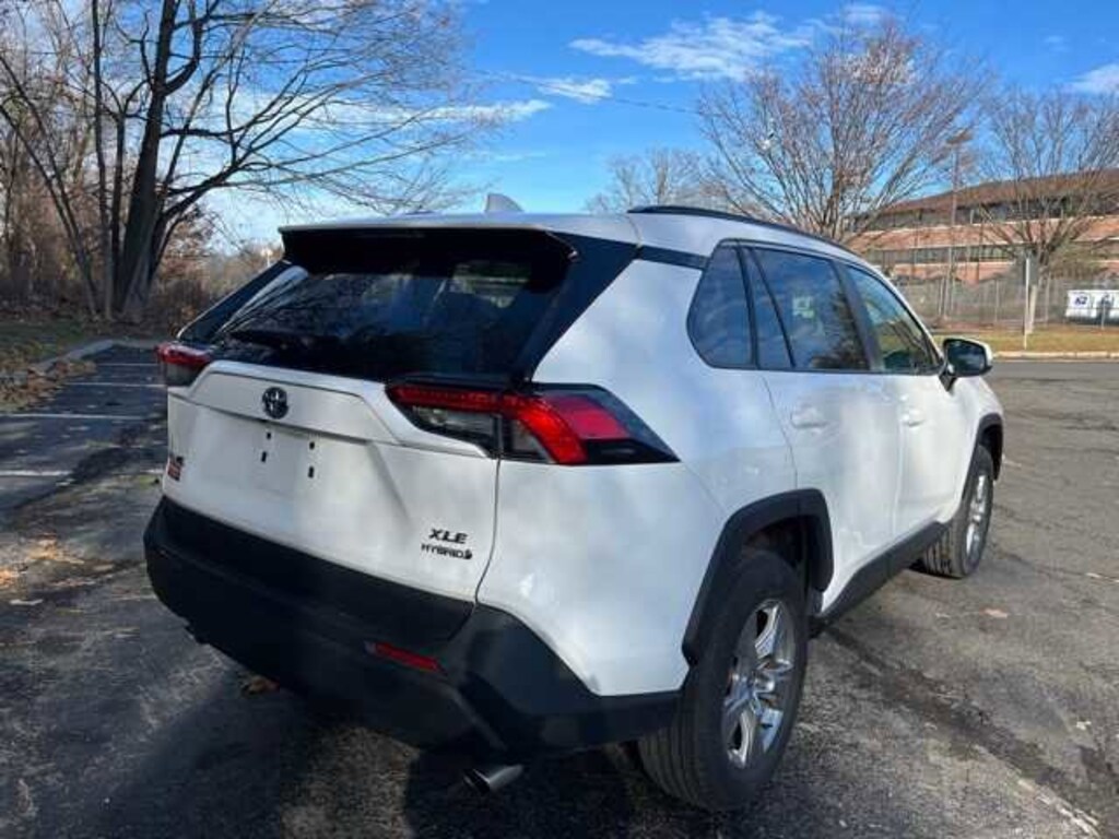 Used 2022 Toyota RAV4 Hybrid XLE SUV