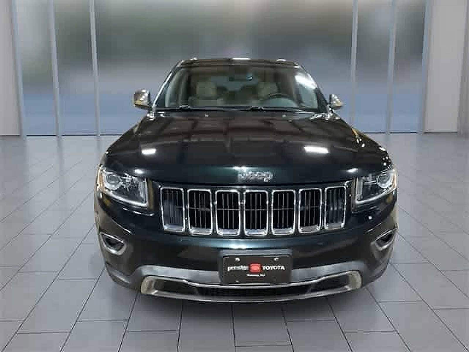 Thumbnail: 2015 Jeep Grand Cherokee - 11