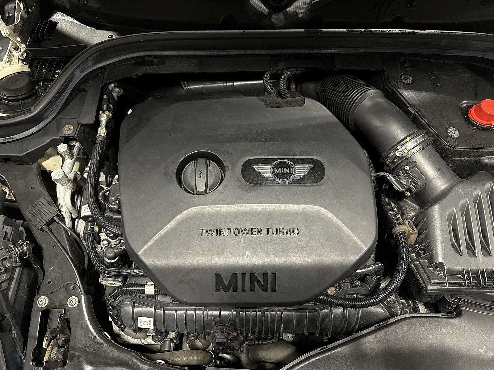 Thumbnail: 2019 MINI Cooper Convertible - 12