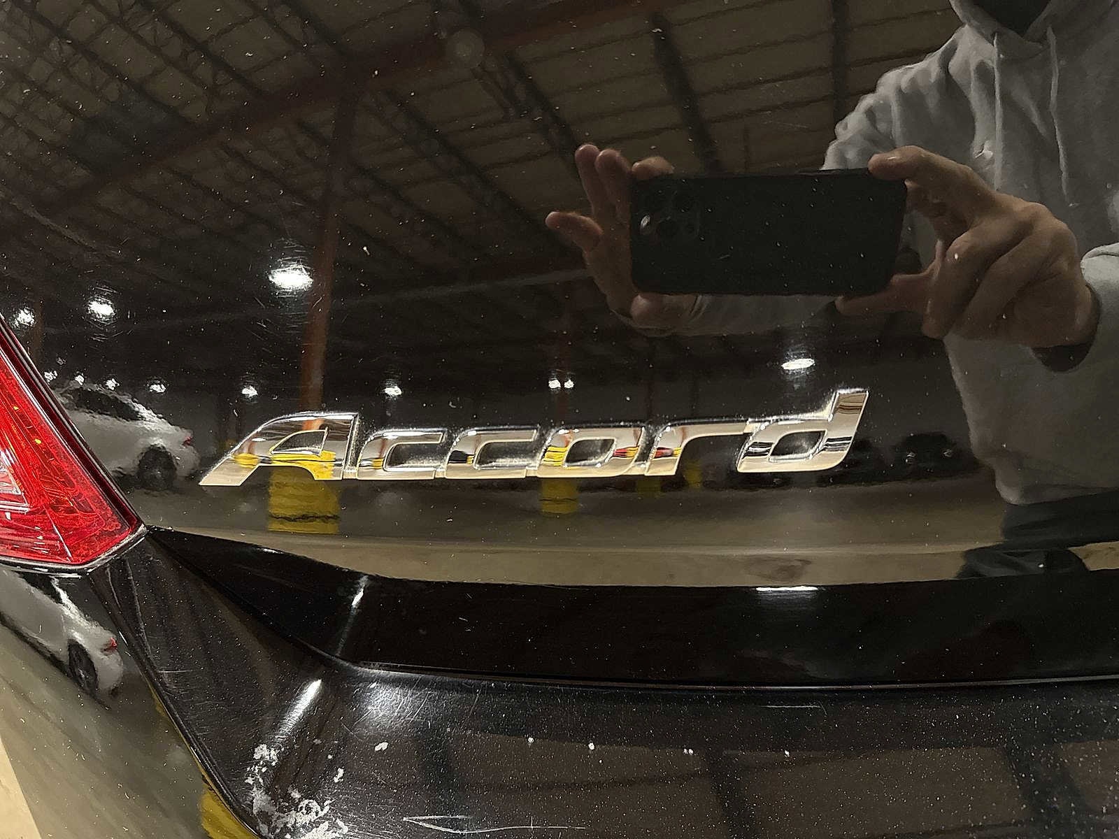 Thumbnail: 2012 Honda Accord - 23