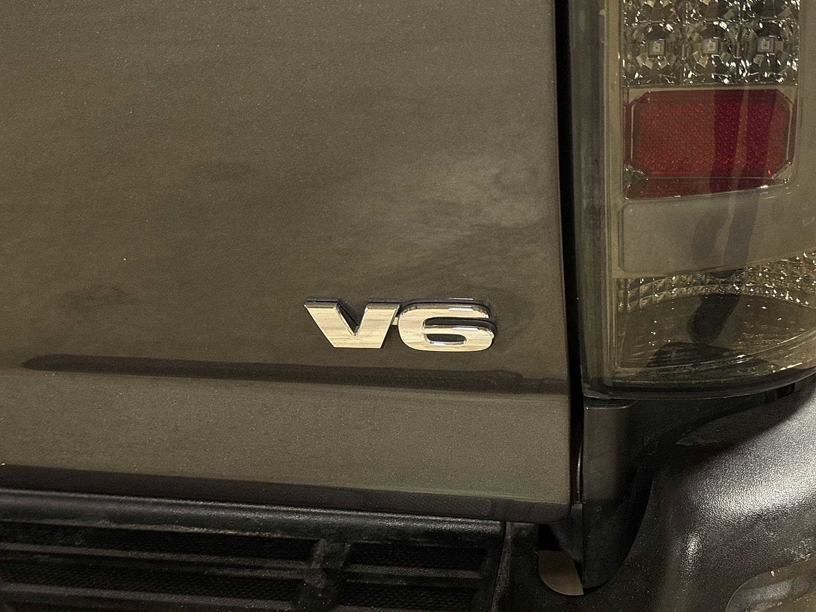 Thumbnail: 2012 Toyota Tacoma - 26