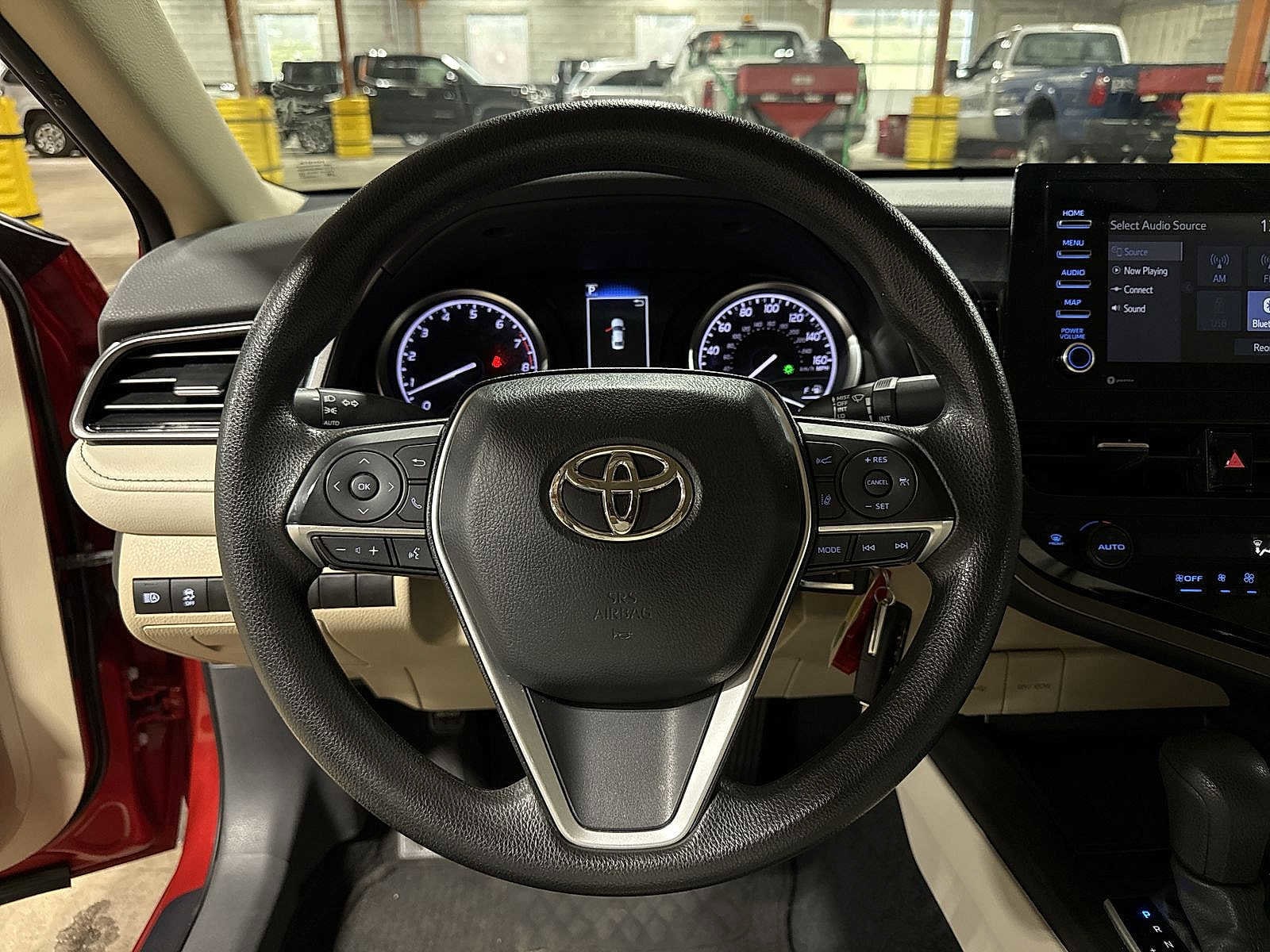 Thumbnail: 2024 Toyota Camry - 18