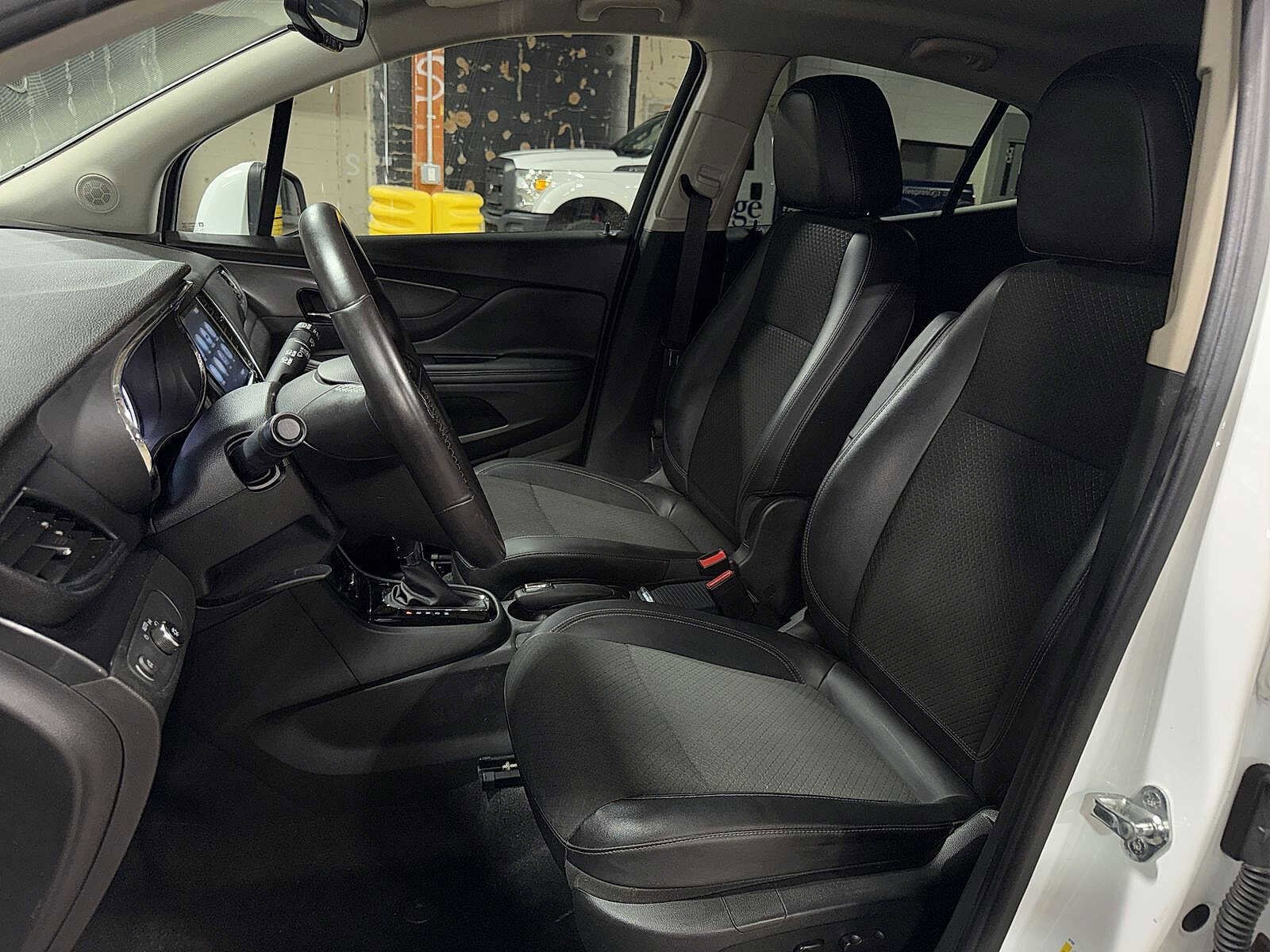 Thumbnail: 2018 Buick Encore - 14