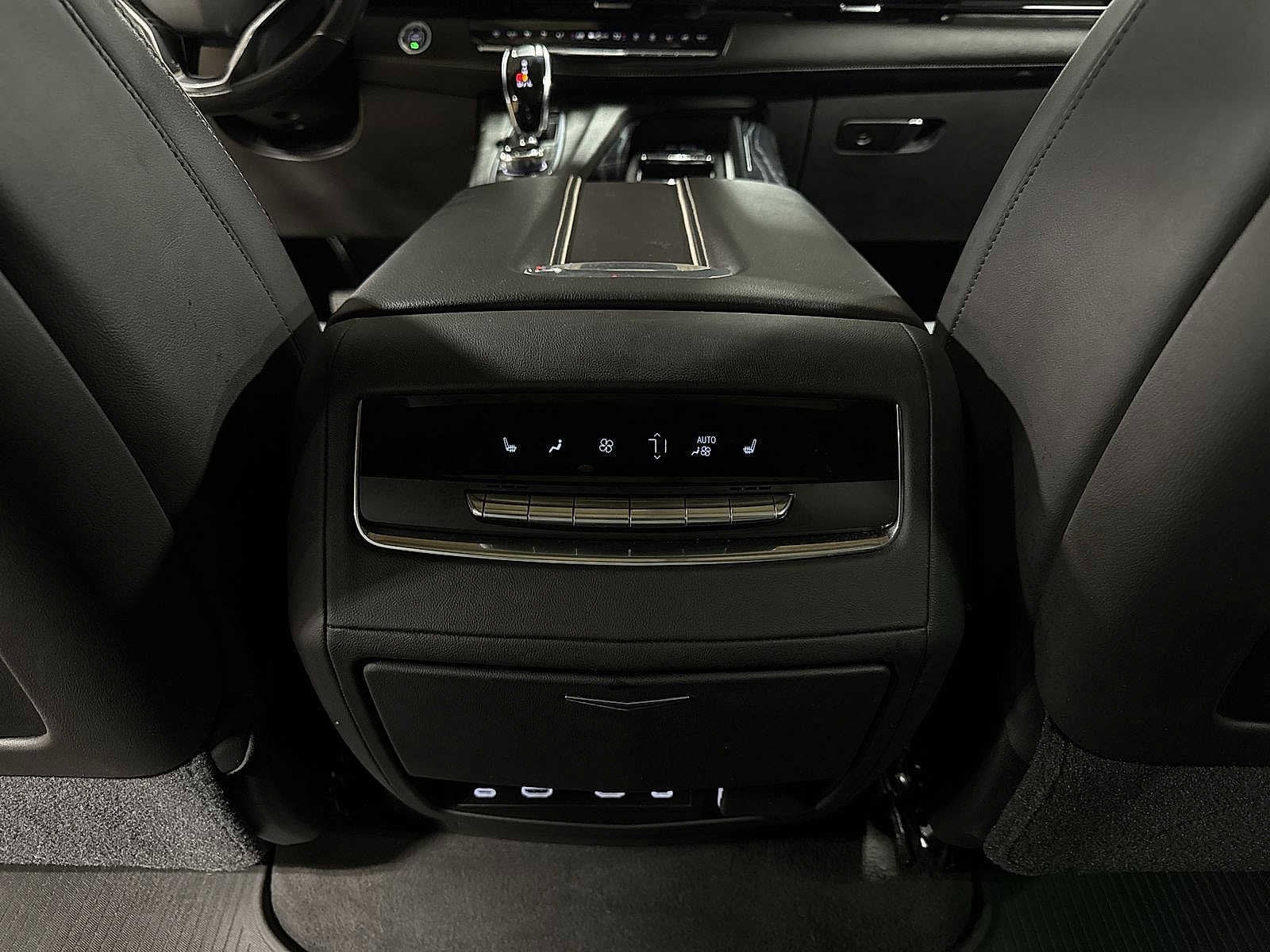 Thumbnail: 2021 Cadillac Escalade - 32