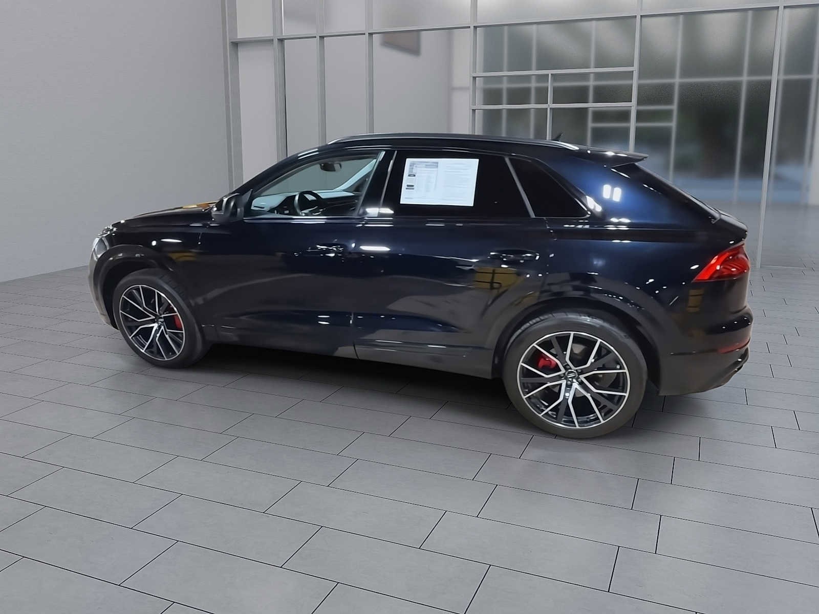 Thumbnail: 2020 Audi Q8 - 6