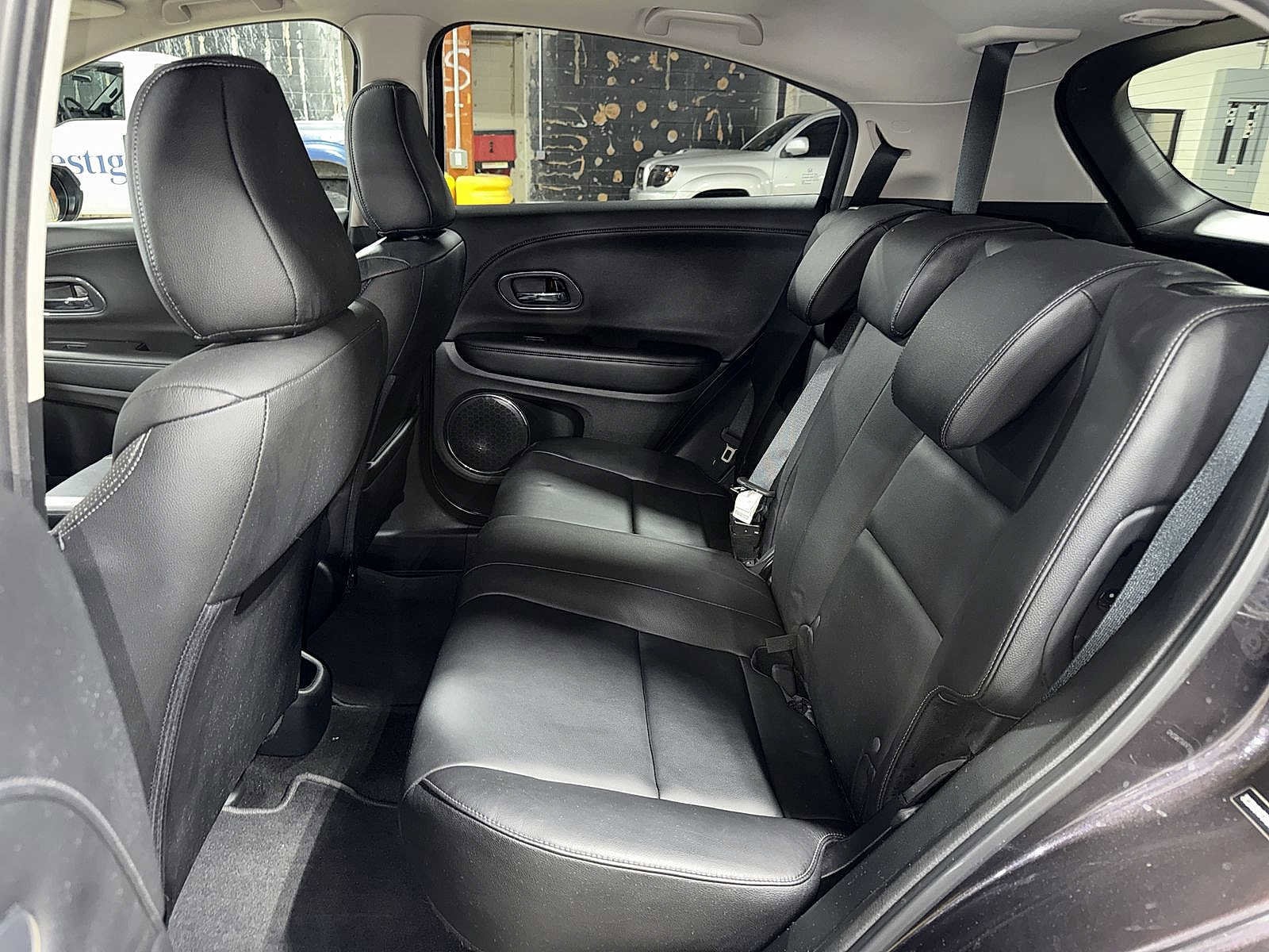 Thumbnail: 2017 Honda HR-V - 16