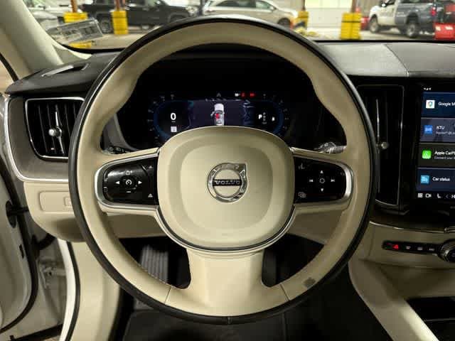 Thumbnail: 2023 Volvo XC60 - 18