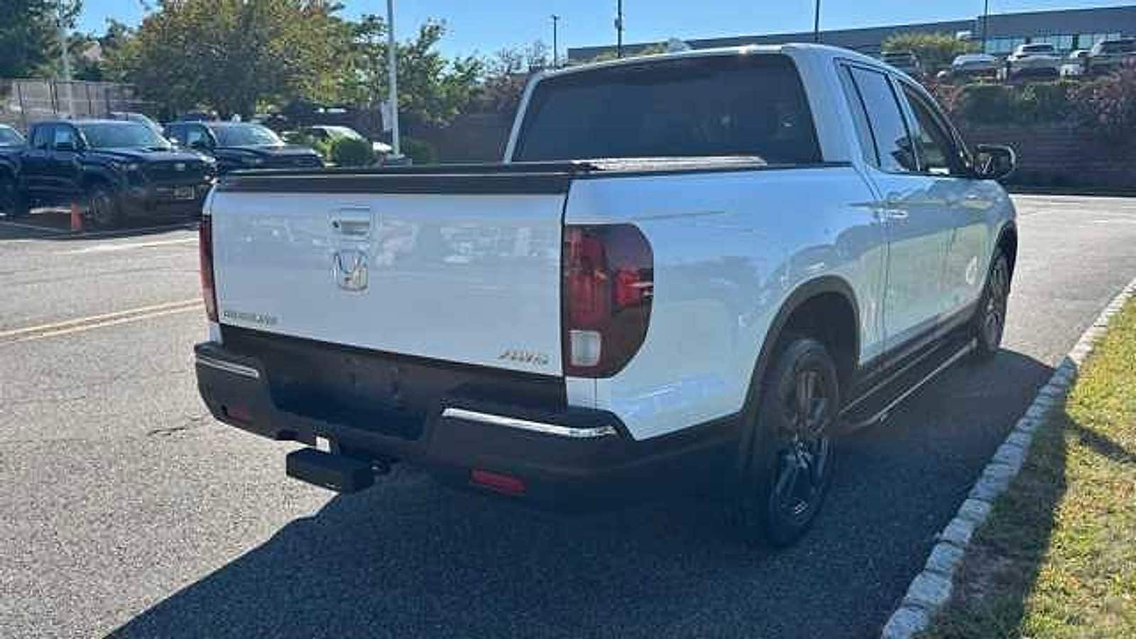 Thumbnail: 2020 Honda Ridgeline - 11