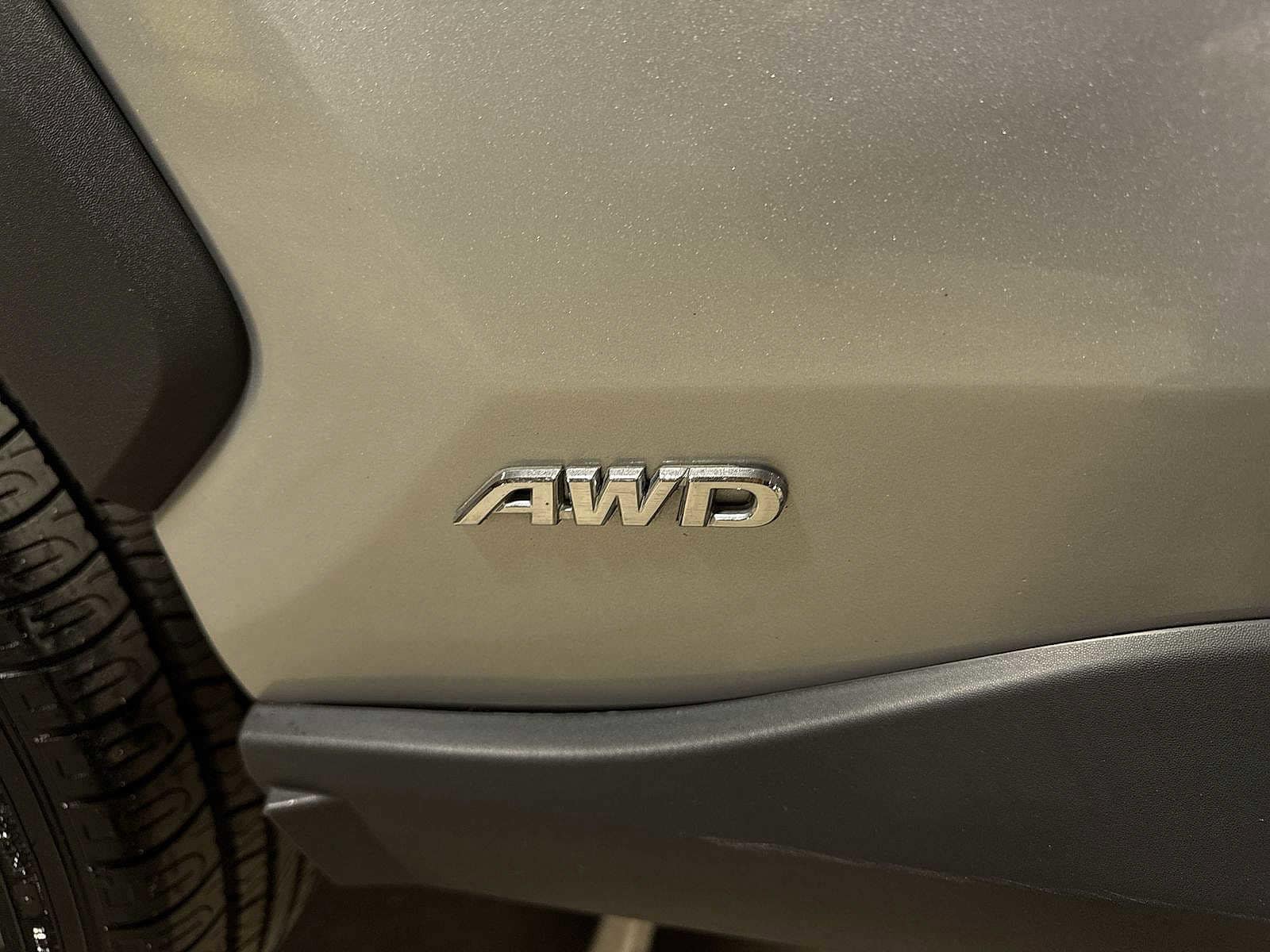 Thumbnail: 2024 Toyota RAV4 - 28