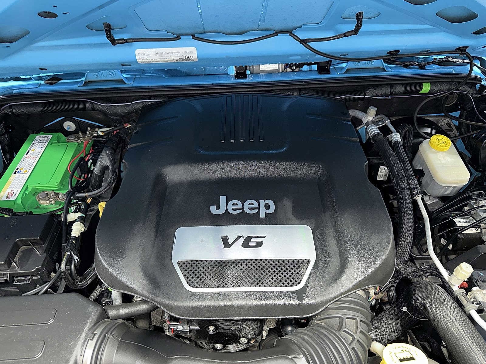 Thumbnail: 2017 Jeep Wrangler - 12