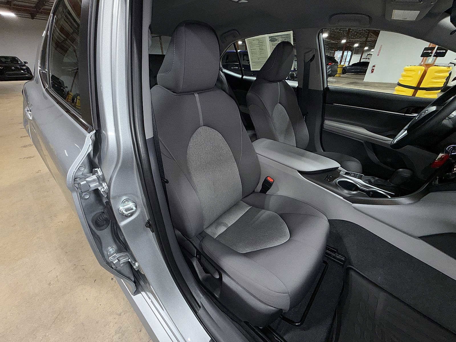 Thumbnail: 2023 Toyota Camry - 16