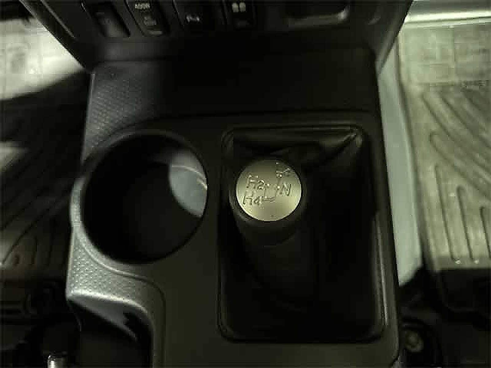 Thumbnail: 2013 Toyota FJ Cruiser - 35
