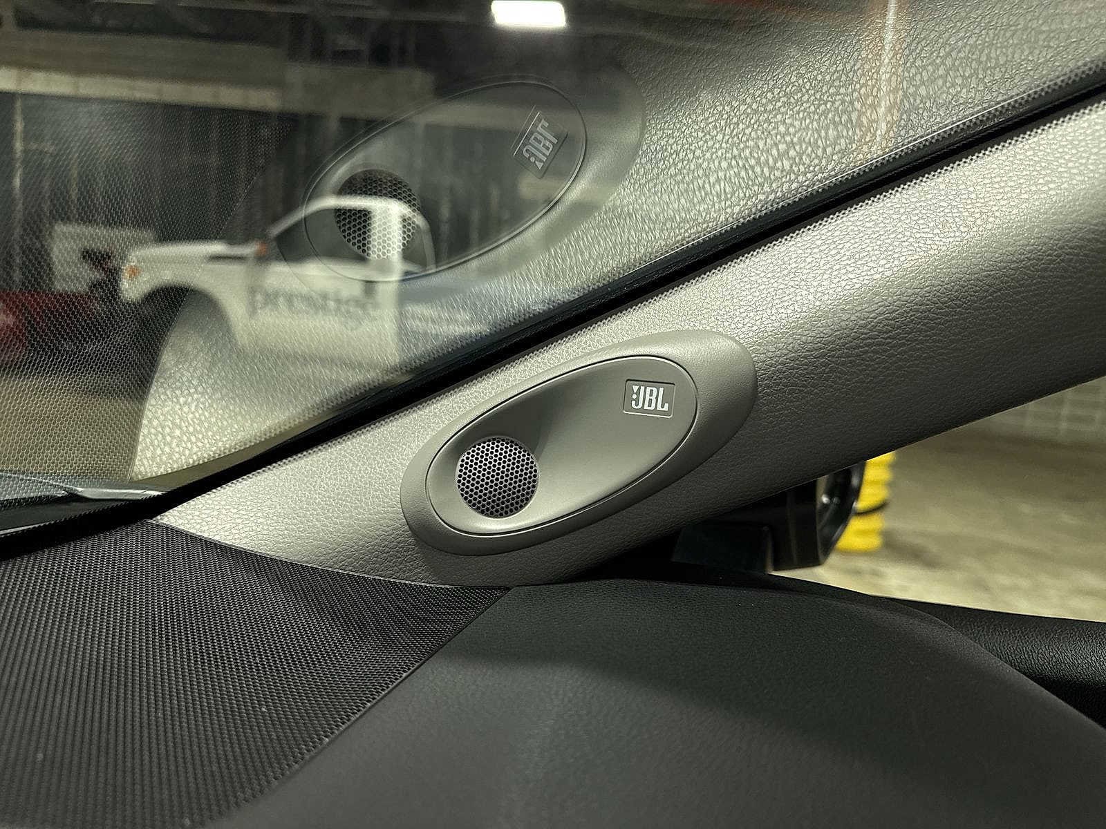 Thumbnail: 2022 Toyota Camry - 33