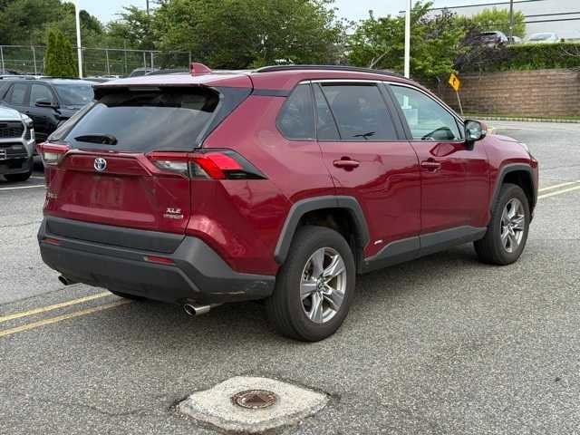 2022 Toyota RAV4 XLE 4