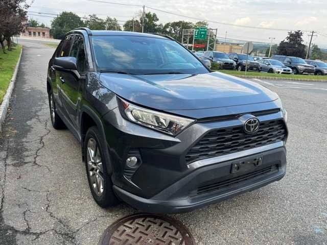 Thumbnail: 2020 Toyota RAV4 - 3