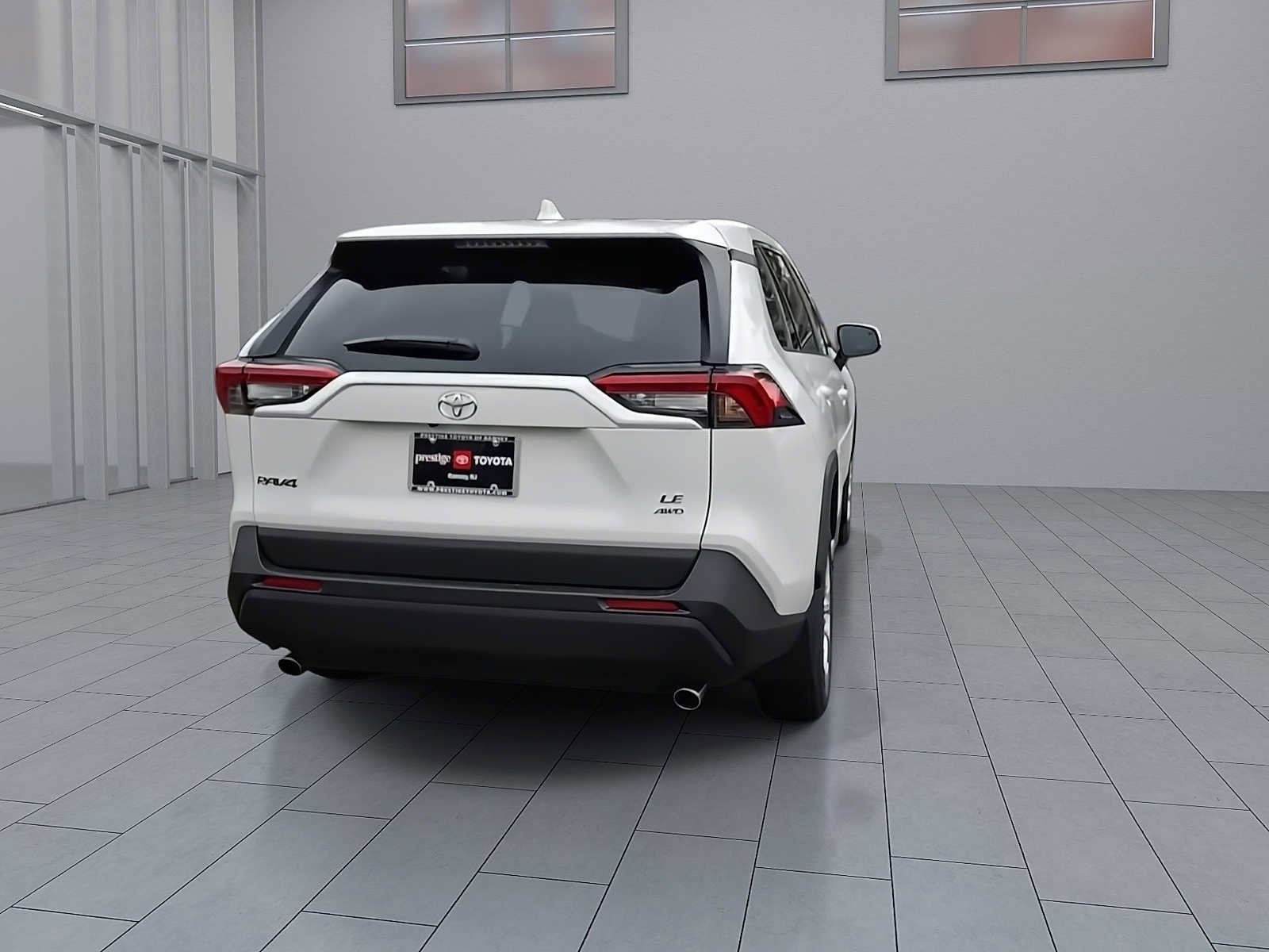 Thumbnail: 2025 Toyota RAV4 - 8