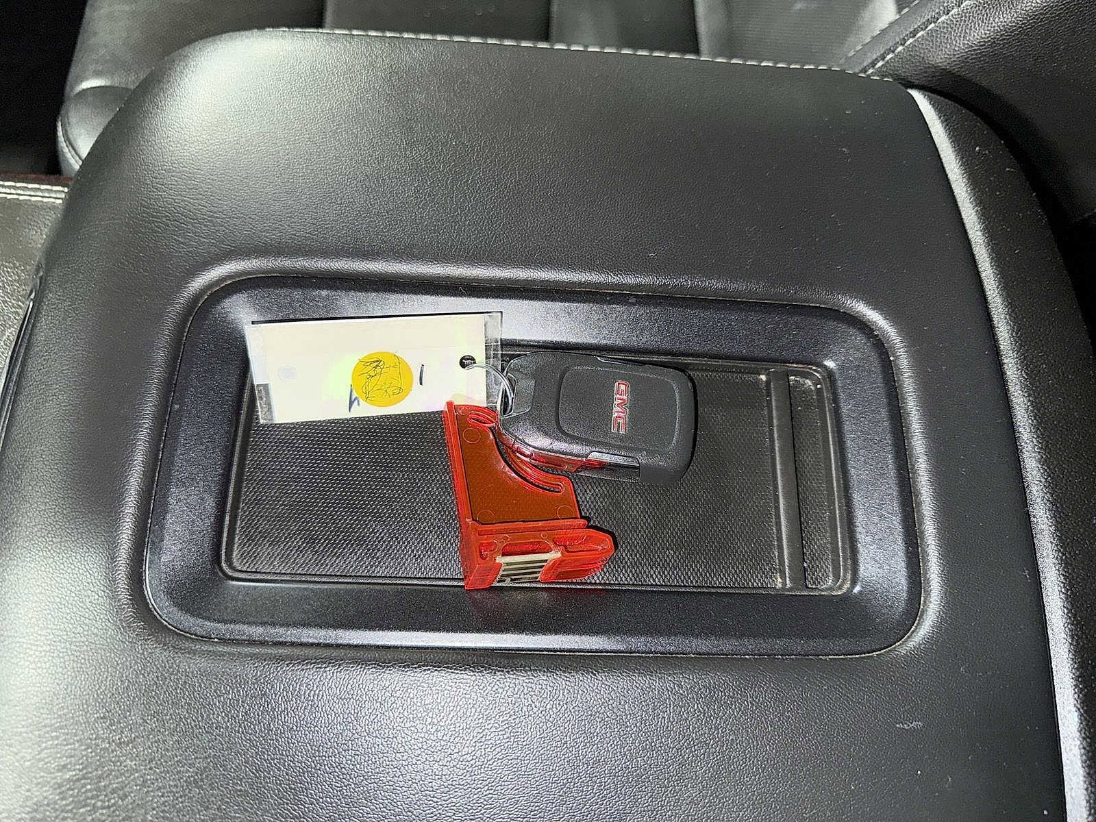 Thumbnail: 2020 GMC Yukon XL - 38