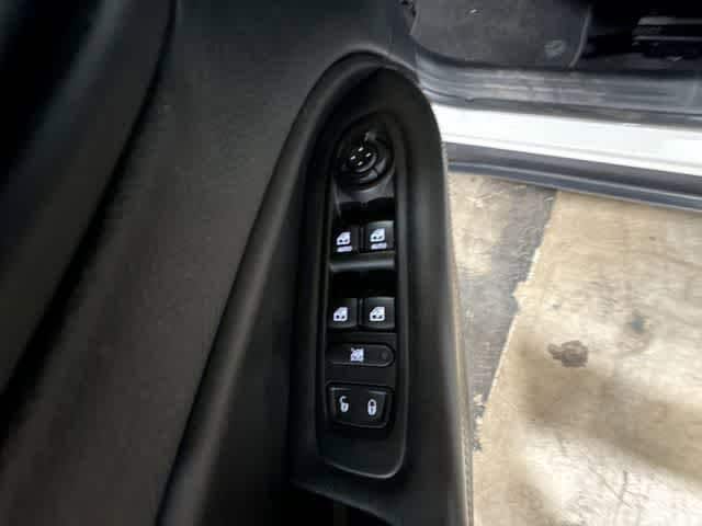 Thumbnail: 2021 Jeep Compass - 22
