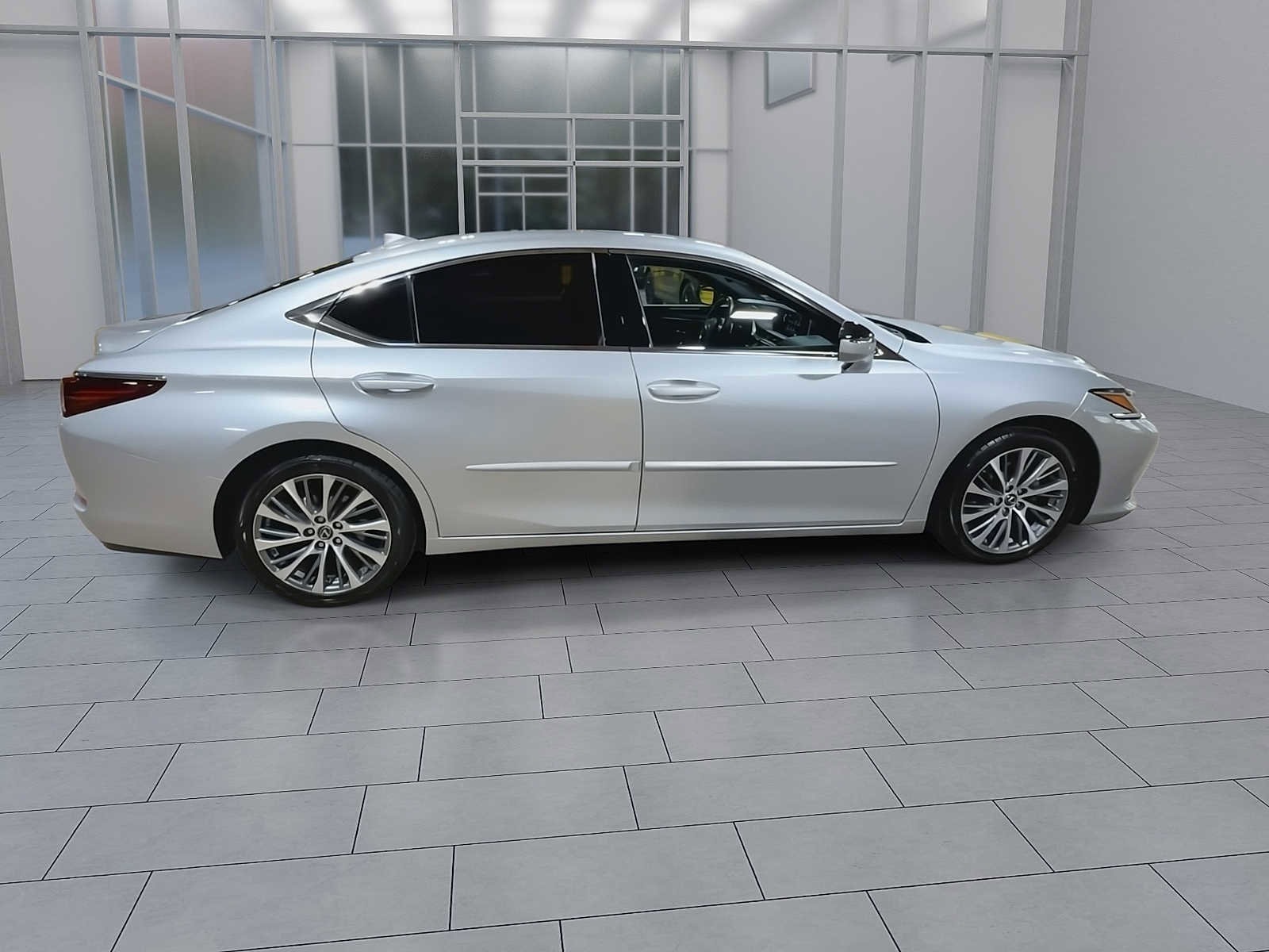 Thumbnail: 2019 Lexus ES - 9