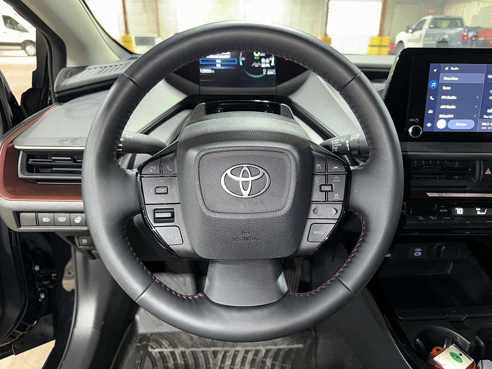 Thumbnail: 2024 Toyota Prius Prime - 18