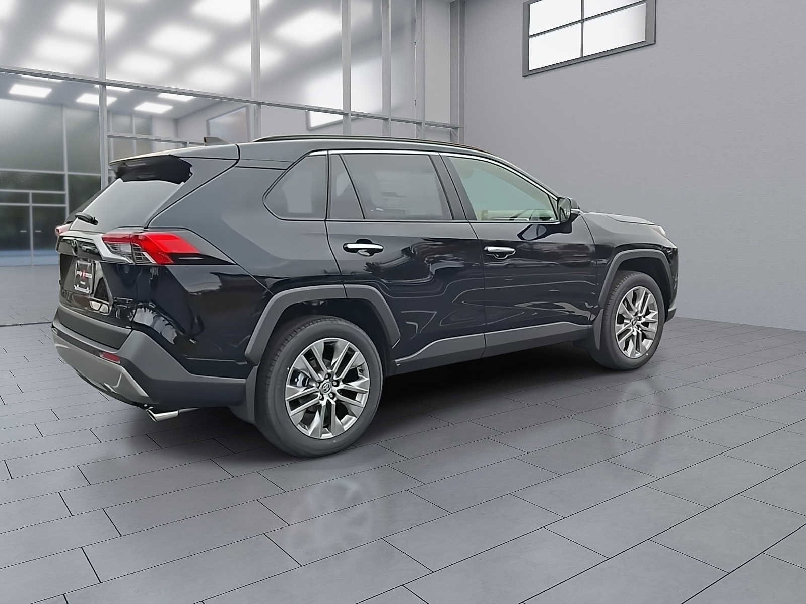 Thumbnail: 2025 Toyota RAV4 - 7