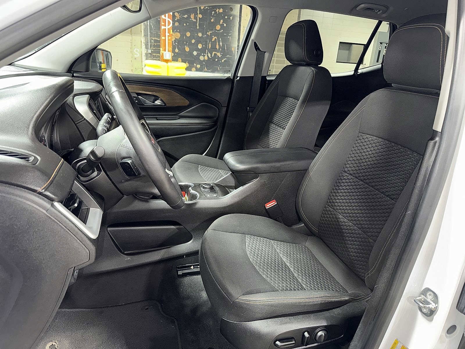 Thumbnail: 2018 GMC Terrain - 15