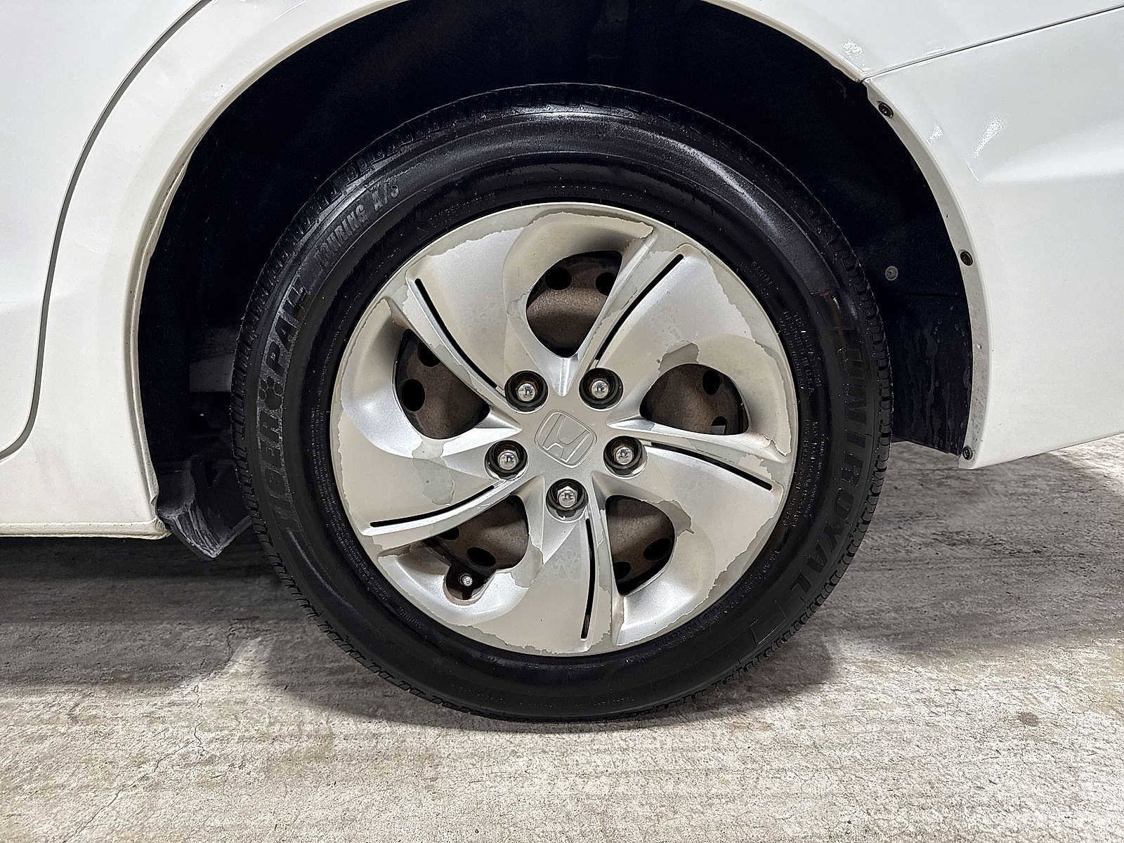 Thumbnail: 2013 Honda Civic - 10