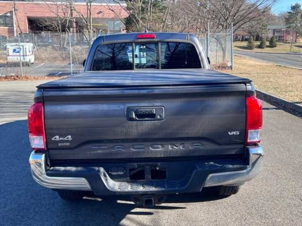 Used 2017 Toyota Tacoma SR5 V6 Truck Access Cab