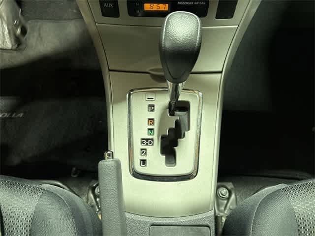 Thumbnail: 2010 Toyota Corolla - 28