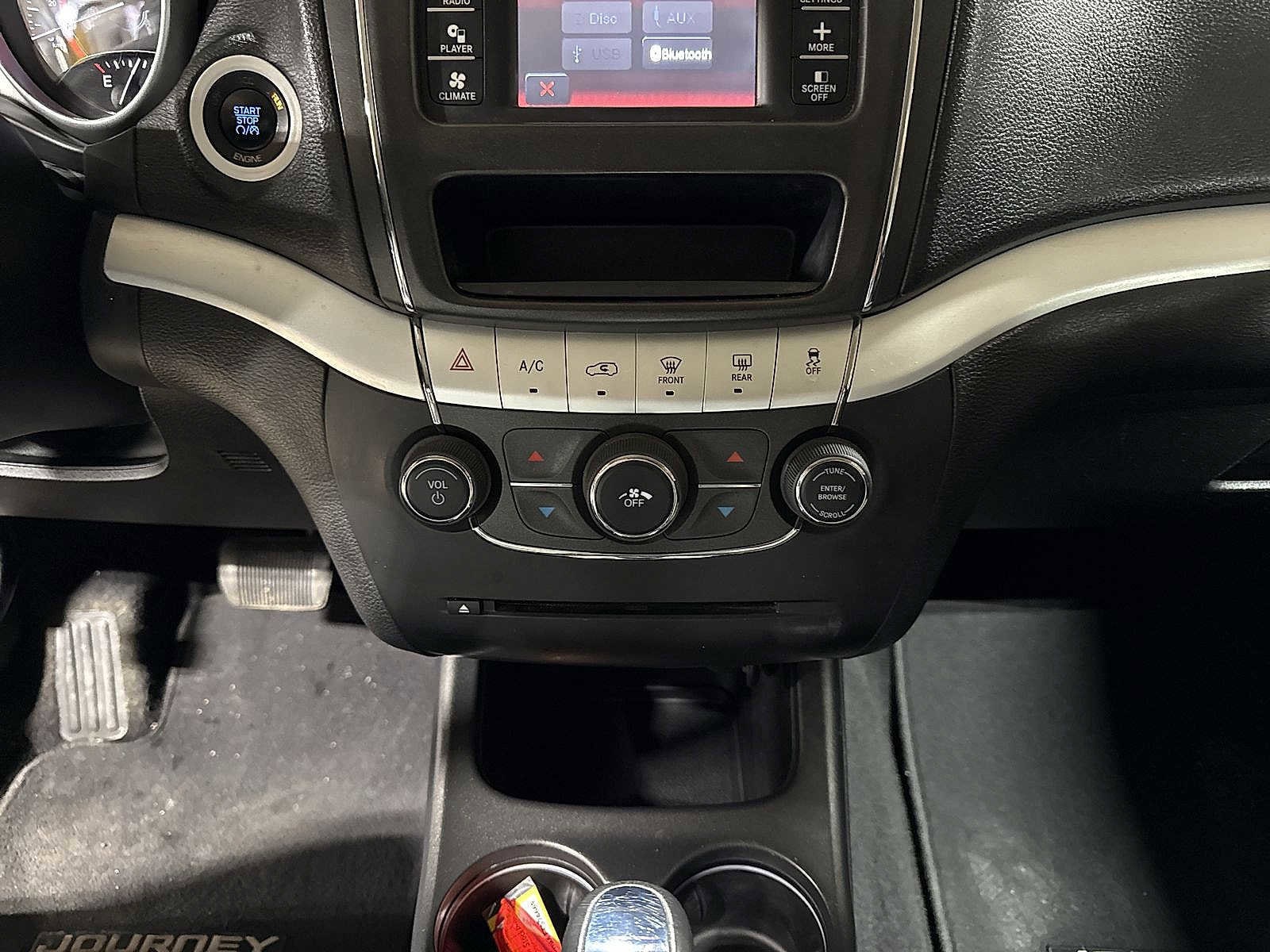 Thumbnail: 2015 Dodge Journey - 22