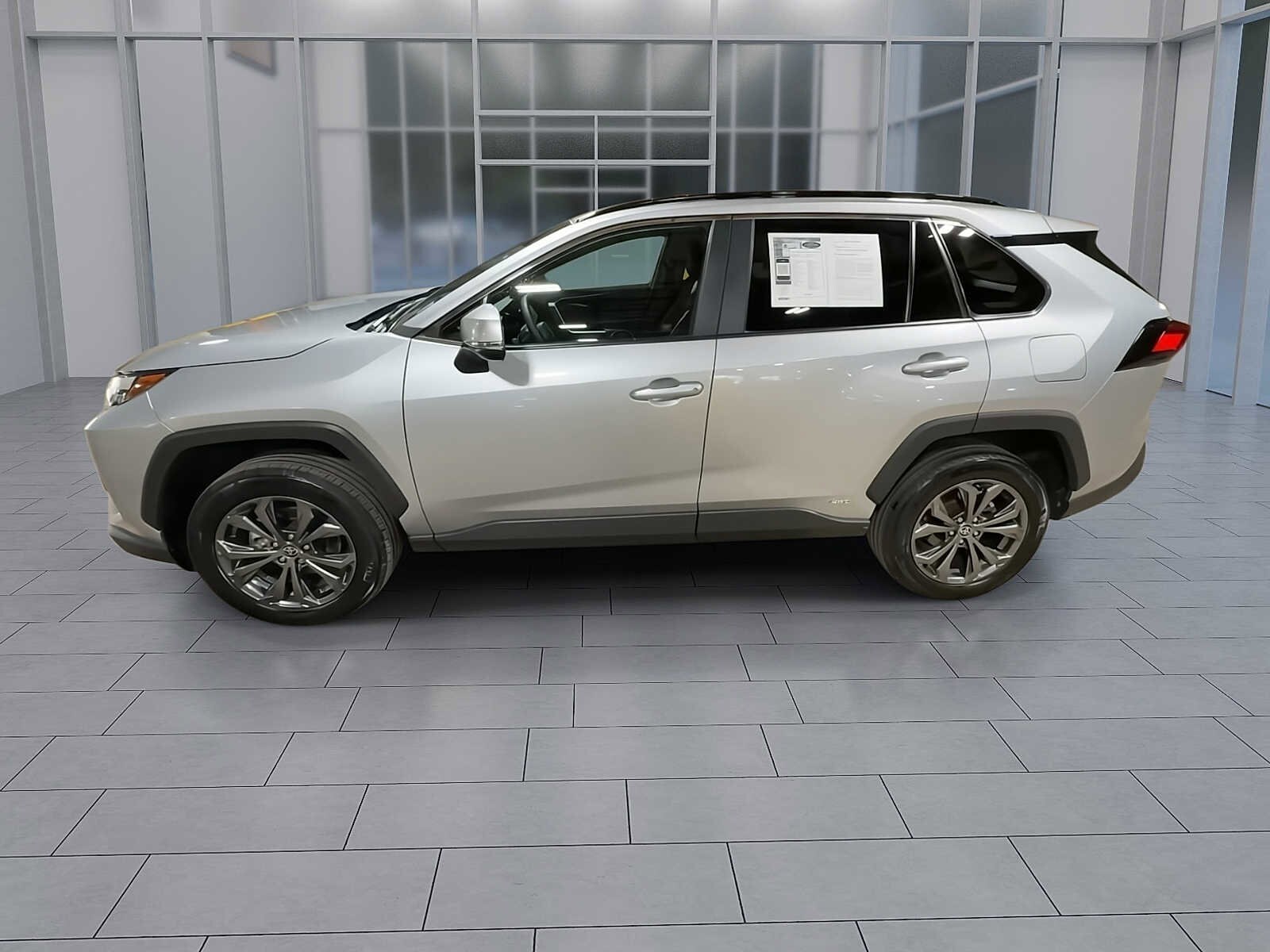 Thumbnail: 2025 Toyota RAV4 - 5