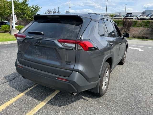 Thumbnail: 2022 Toyota RAV4 - 4