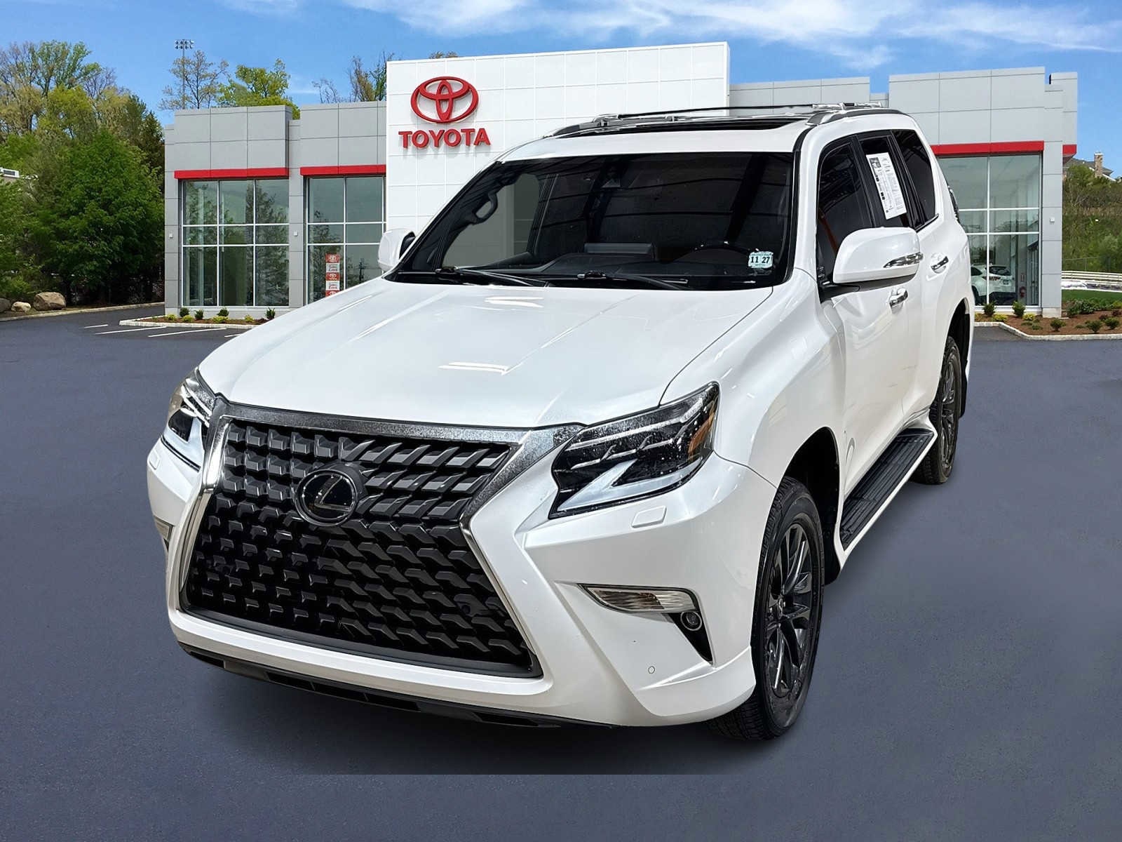 Thumbnail: 2023 Lexus GX - 1