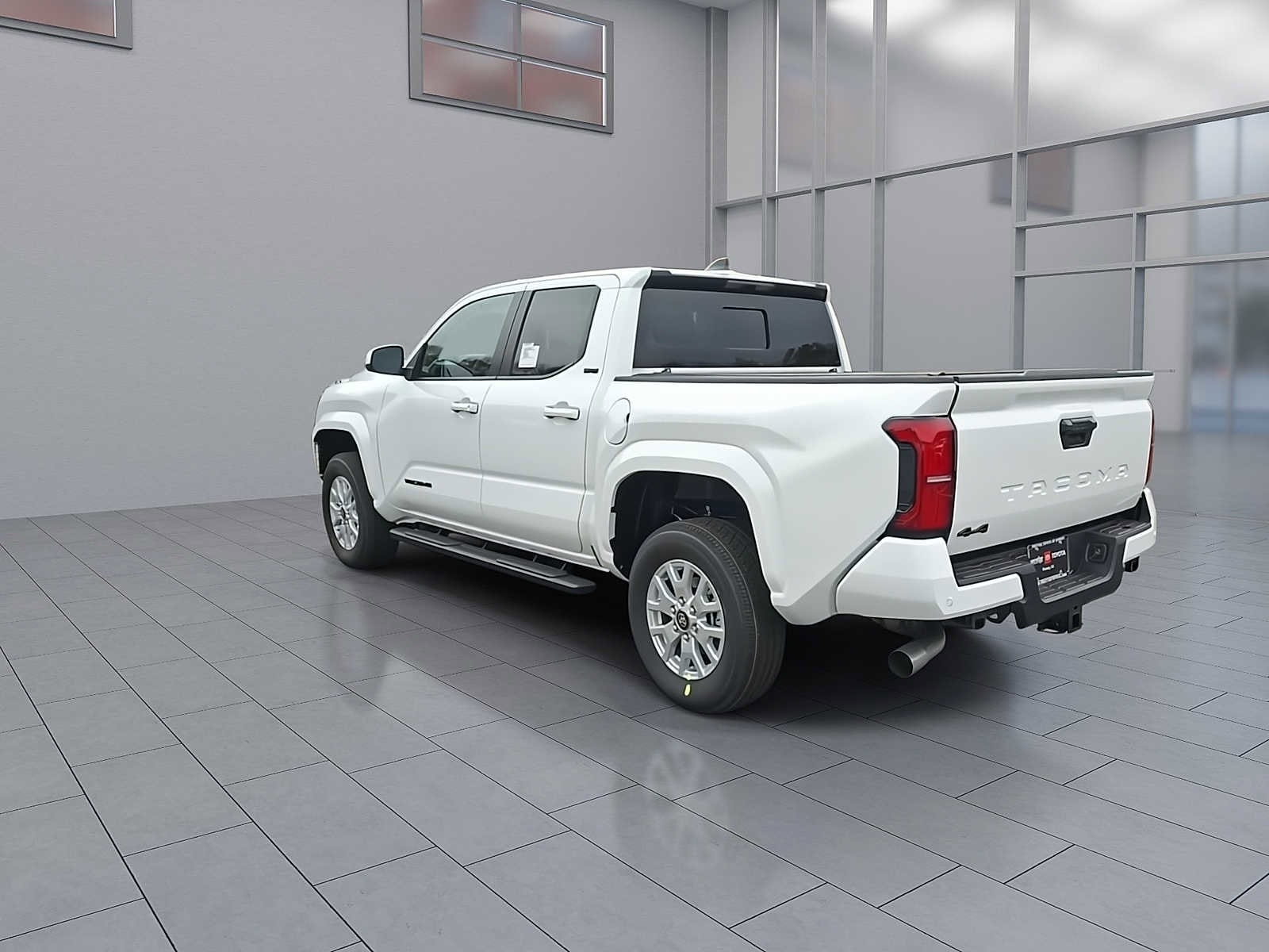 Thumbnail: 2025 Toyota Tacoma - 9