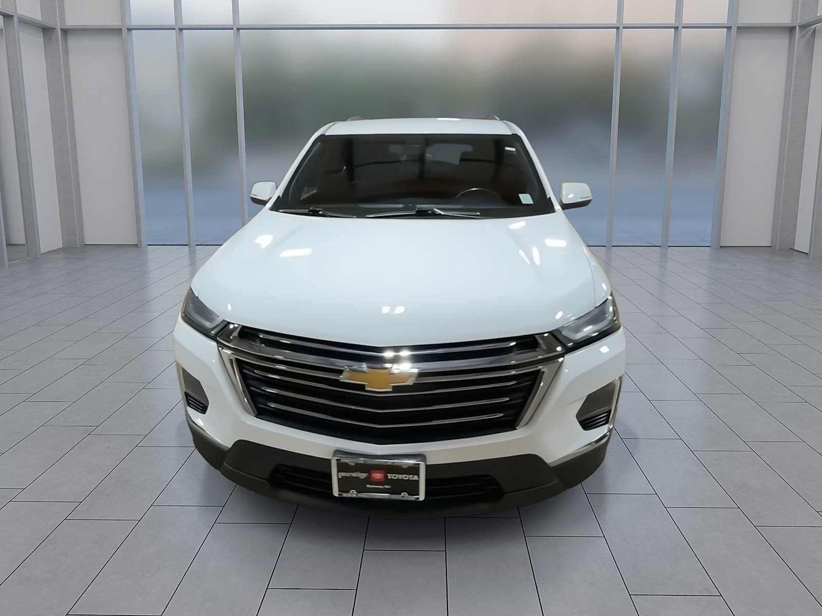 Thumbnail: 2023 Chevrolet Traverse - 3