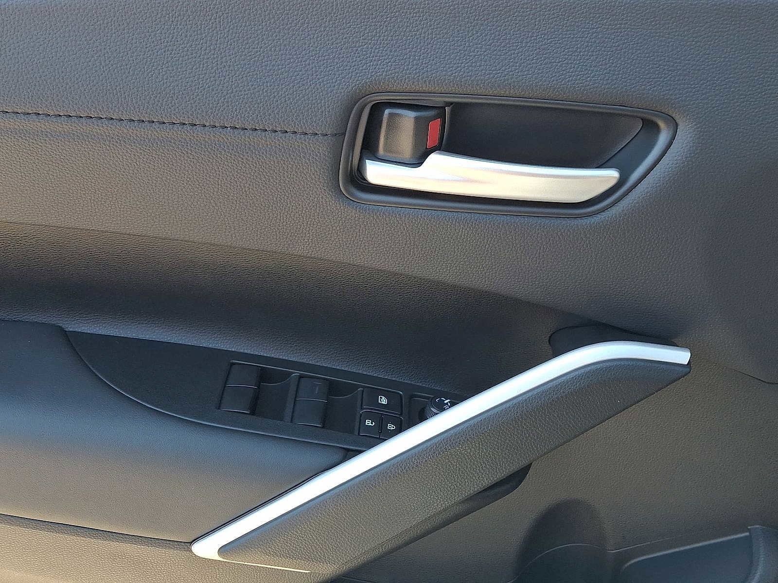 Thumbnail: 2026 Toyota Corolla Cross - 10