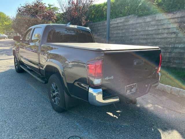 Thumbnail: 2022 Toyota Tacoma - 6
