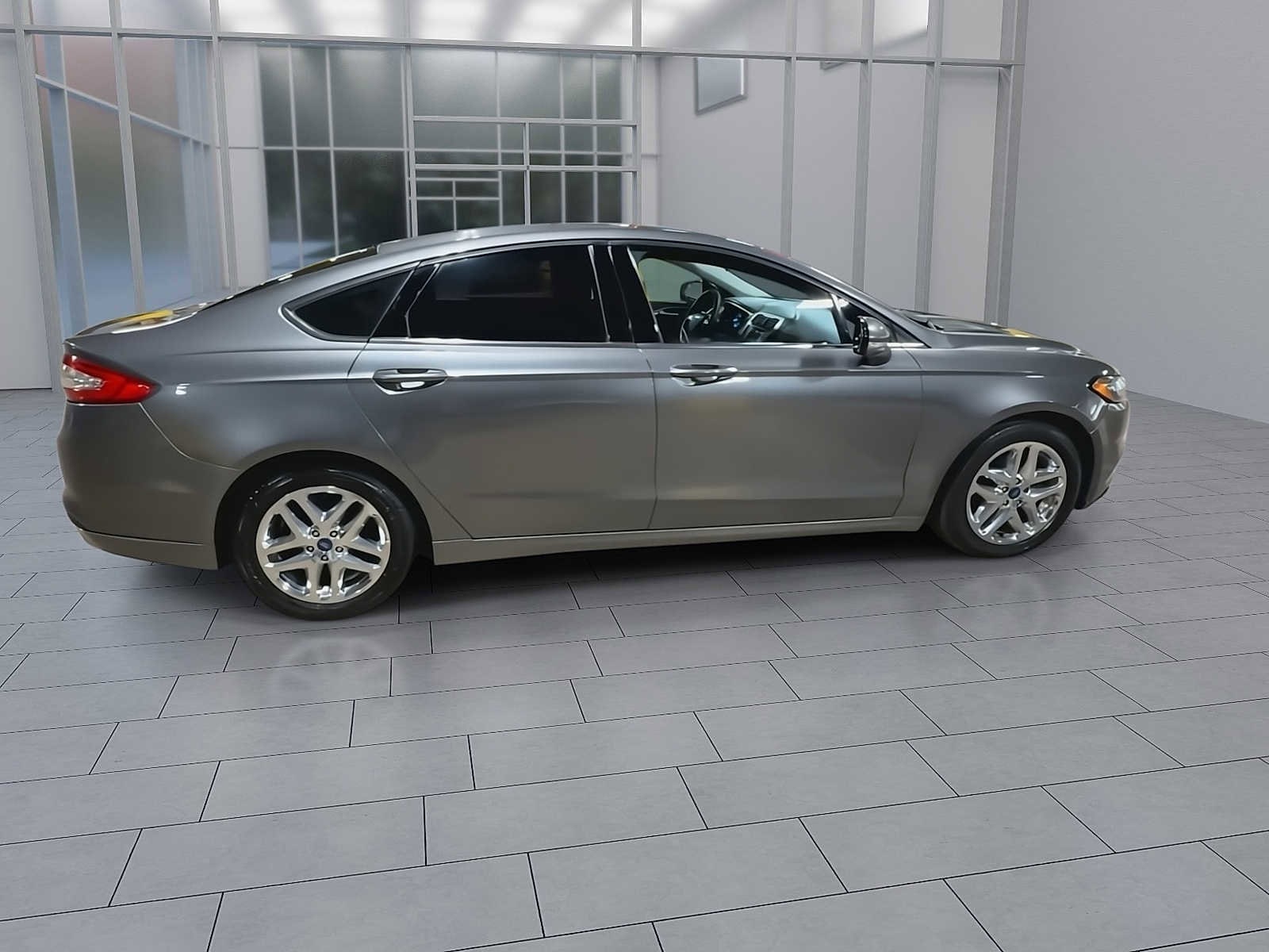 Thumbnail: 2013 Ford Fusion - 9
