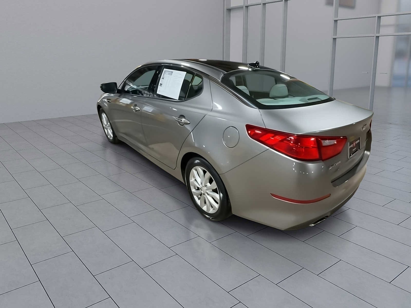 Thumbnail: 2015 Kia Optima - 5