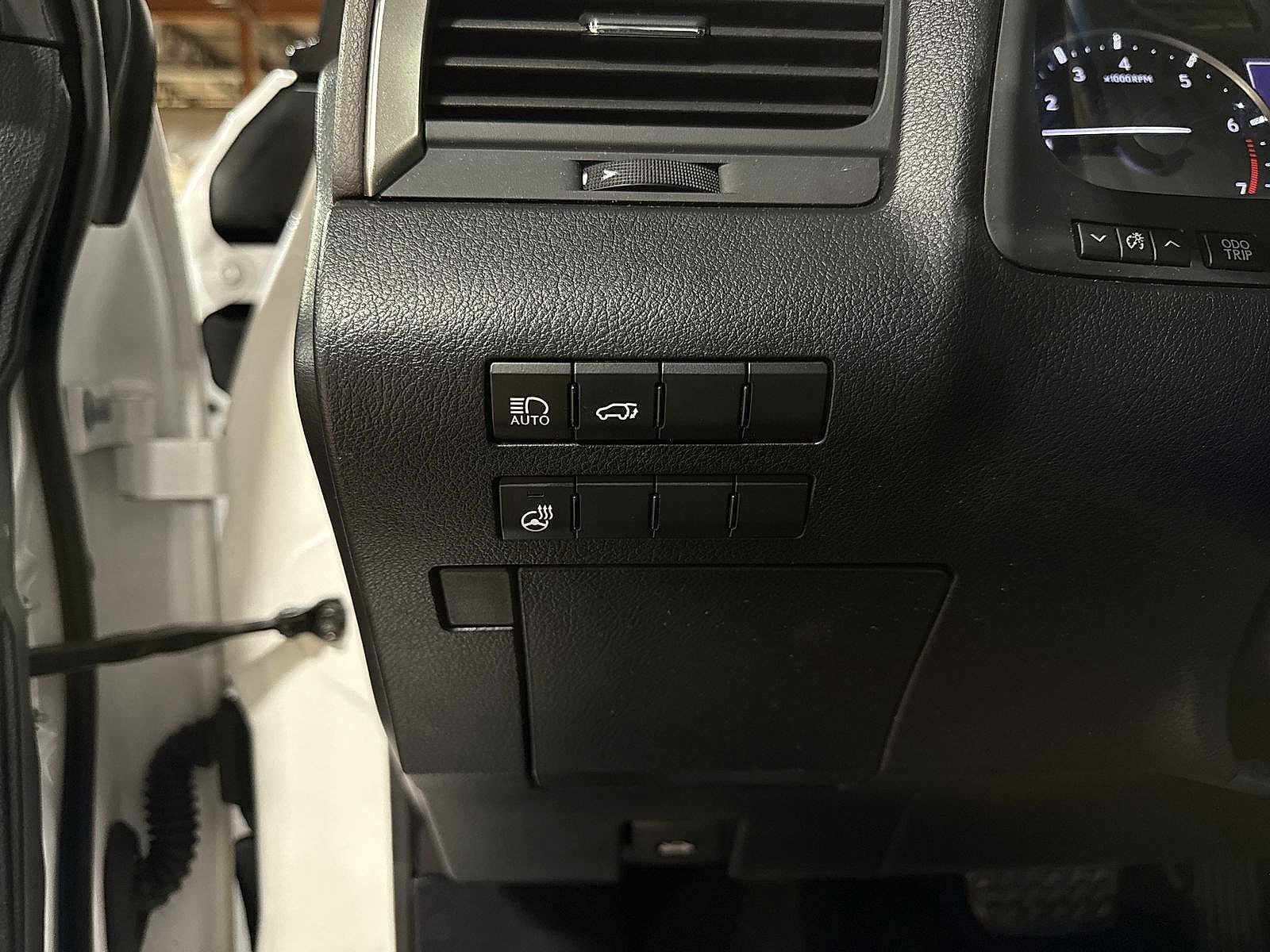 Thumbnail: 2018 Lexus RX - 30