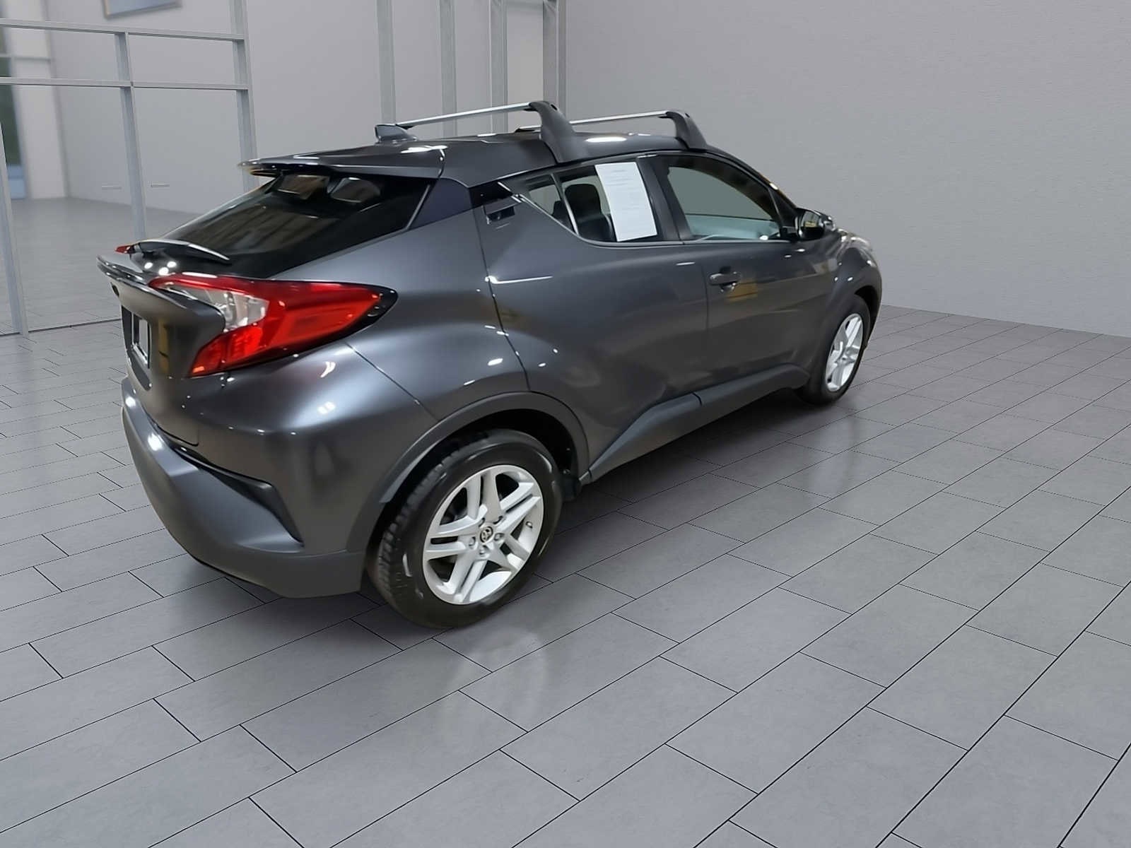 Thumbnail: 2021 Toyota C-HR - 8