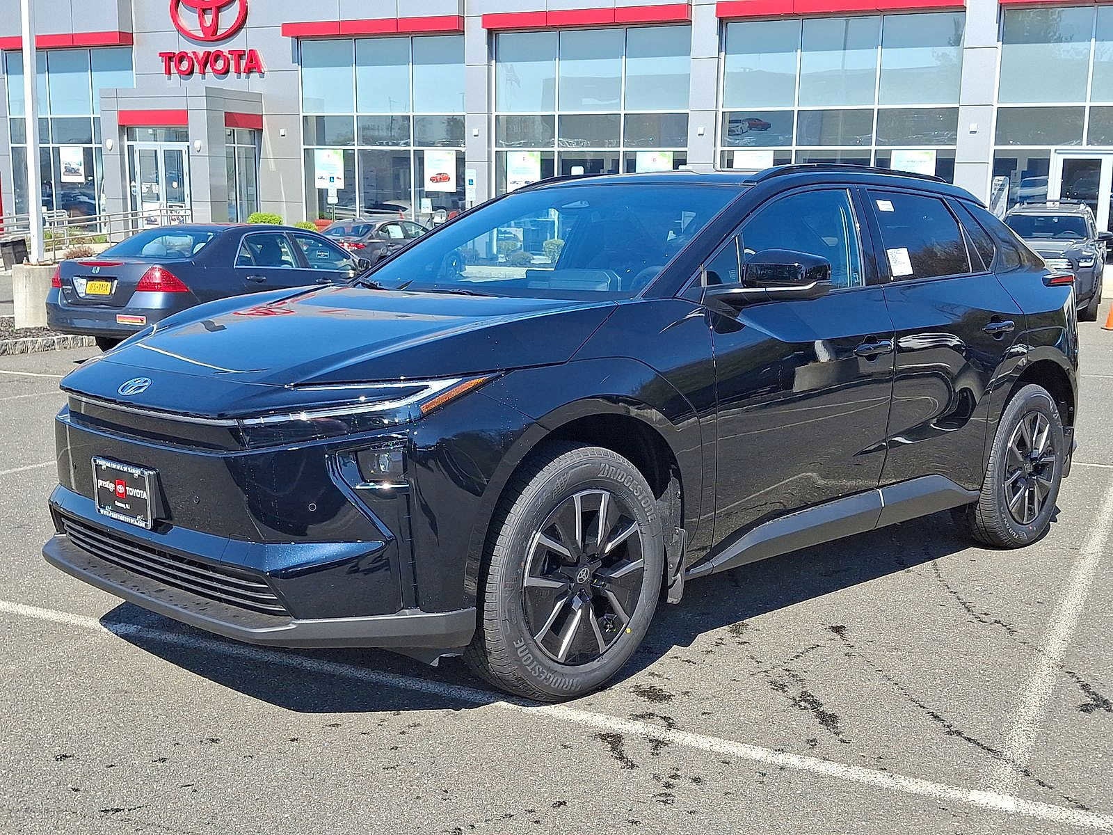 Thumbnail: 2026 Toyota bZ - 10
