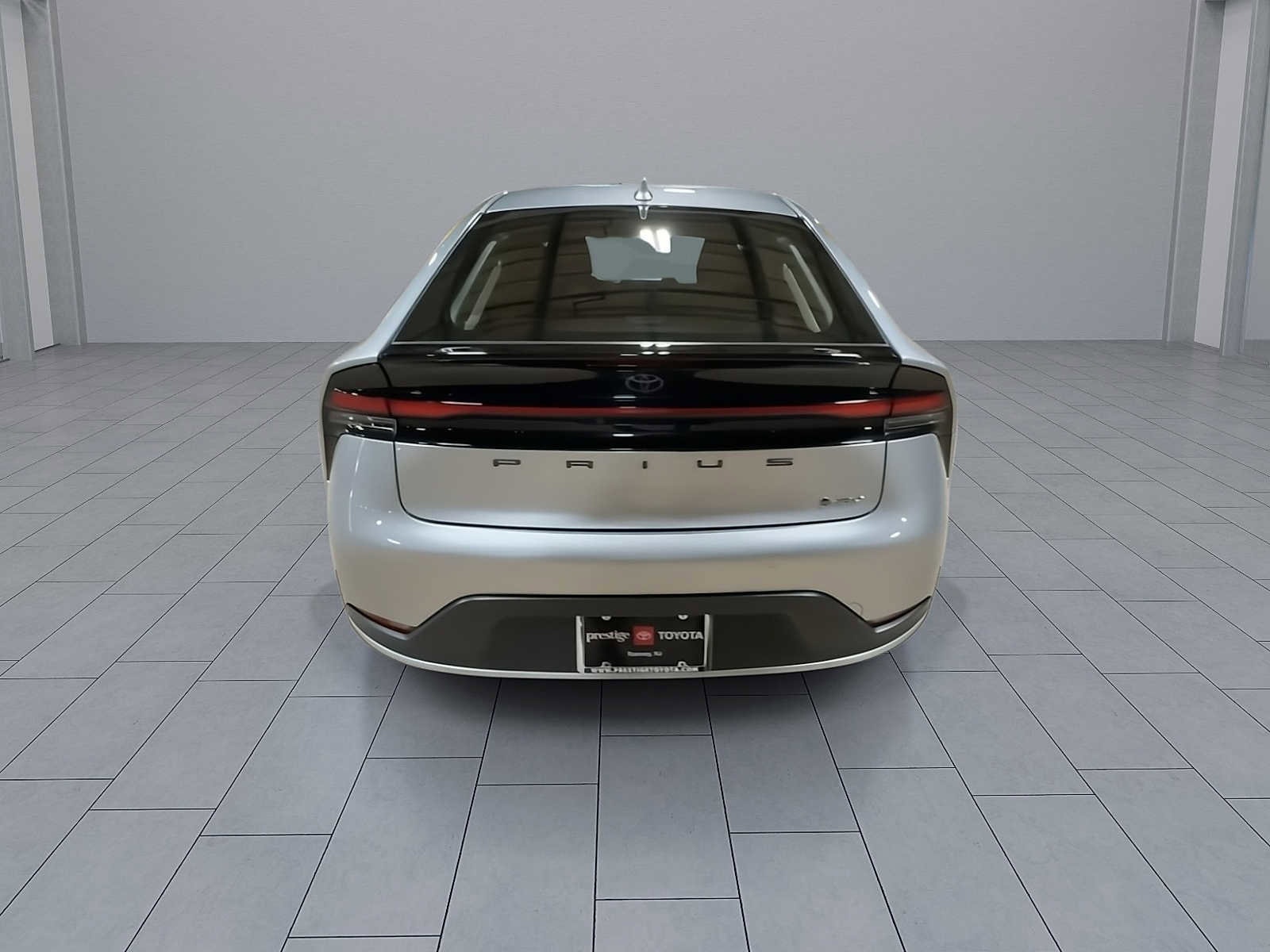 Thumbnail: 2024 Toyota Prius - 7