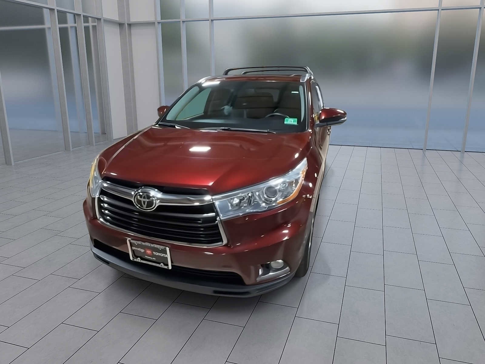 Thumbnail: 2016 Toyota Highlander - 3